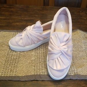 Women's Fashion Sneaker